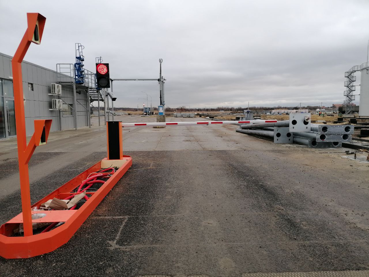 островок безопасности